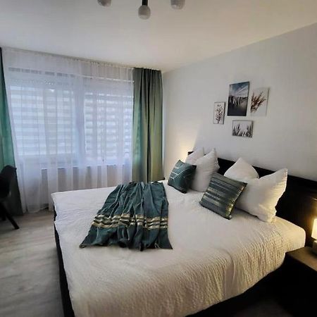 4Rooms Central-Modern Near Mtu With Balcony, The Beach By Lakescape Fewos Friedrichshafen Bagian luar foto