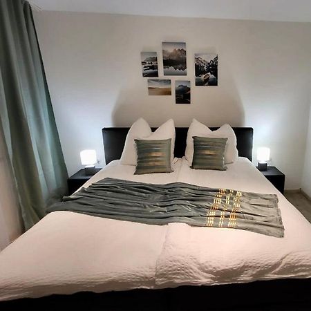 4Rooms Central-Modern Near Mtu With Balcony, The Beach By Lakescape Fewos Friedrichshafen Bagian luar foto