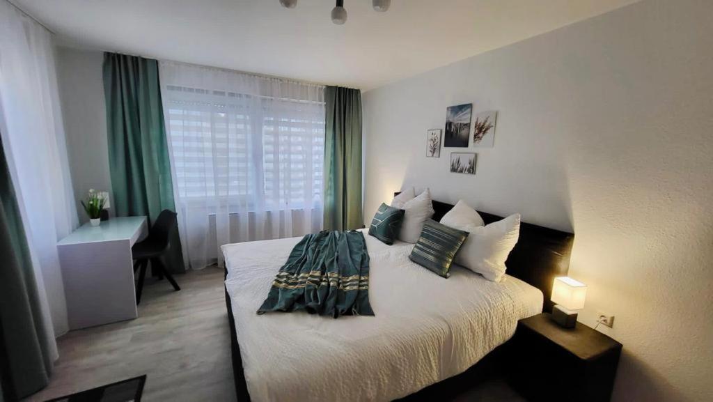 4Rooms Central-Modern Near Mtu With Balcony, The Beach By Lakescape Fewos Friedrichshafen Bagian luar foto